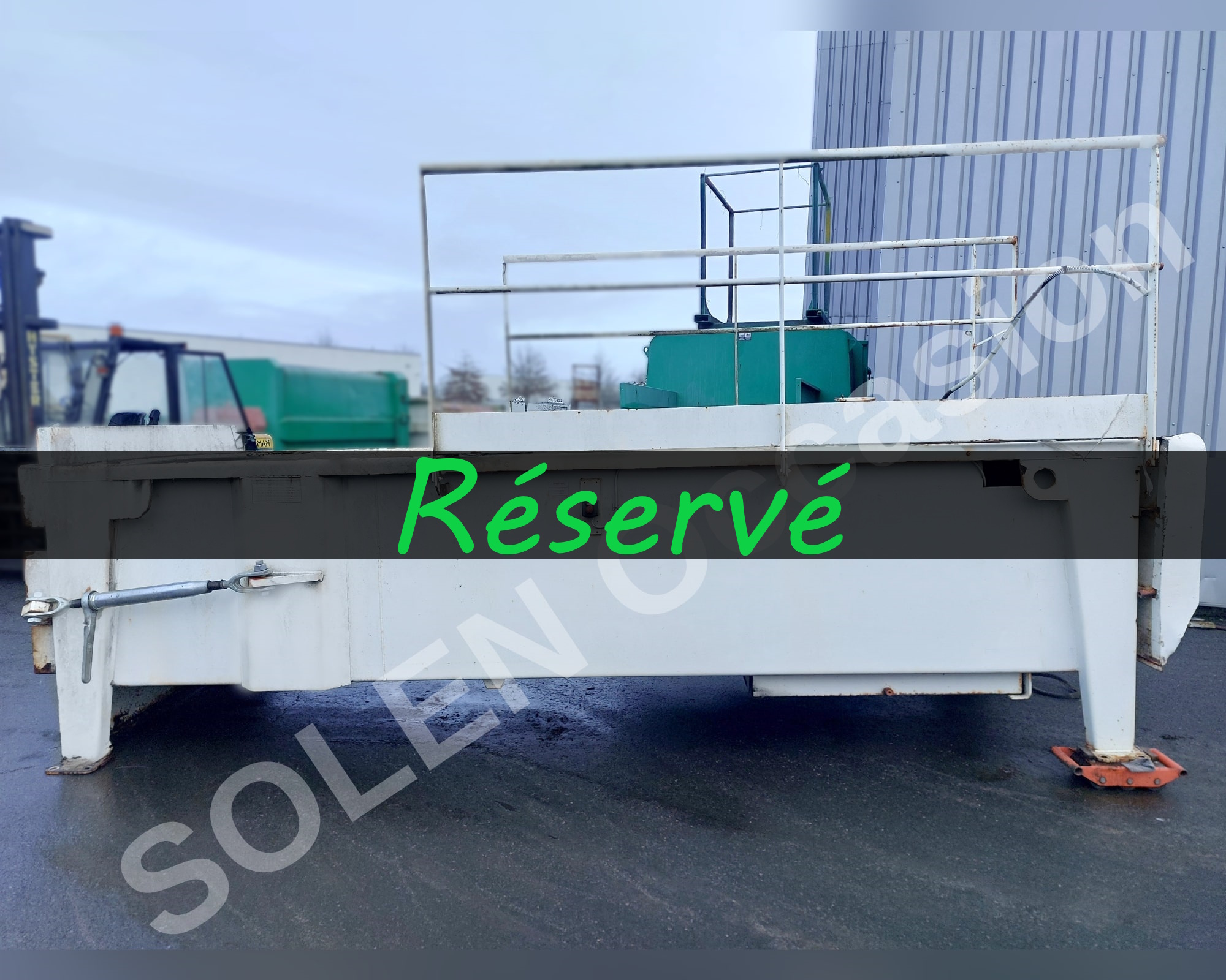 Compacteurs poste fixe long - 1500