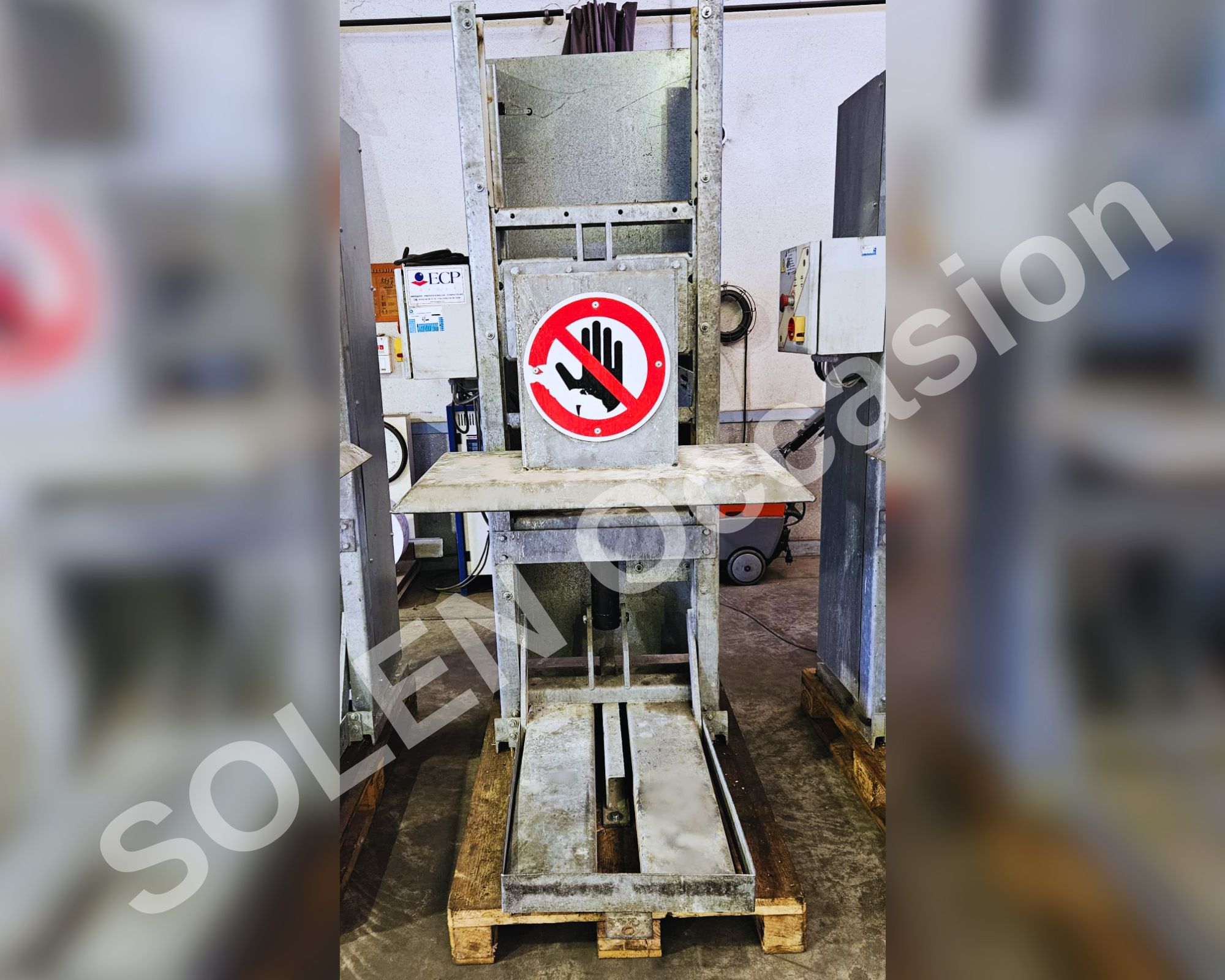 Tasseur Bac TEC 600