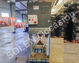 Tasseur TST 240L